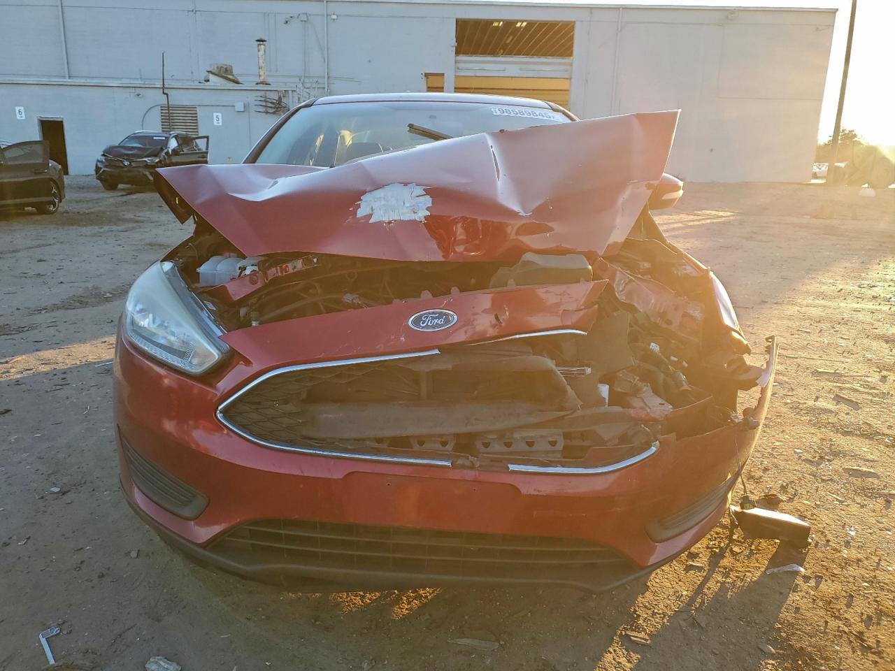 2017 FORD FOCUS SE photo 5