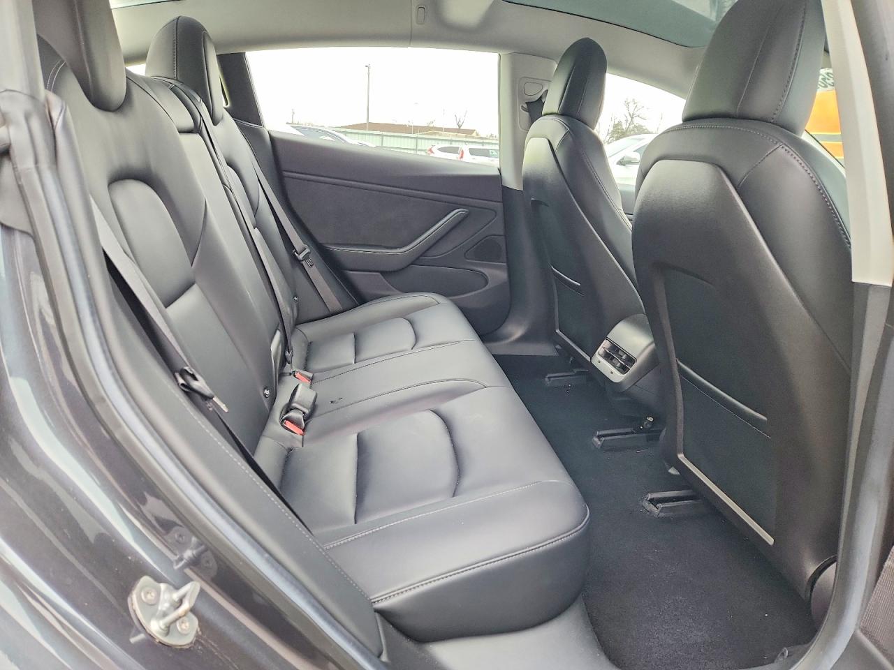 2018 TESLA MODEL 3 photo 28