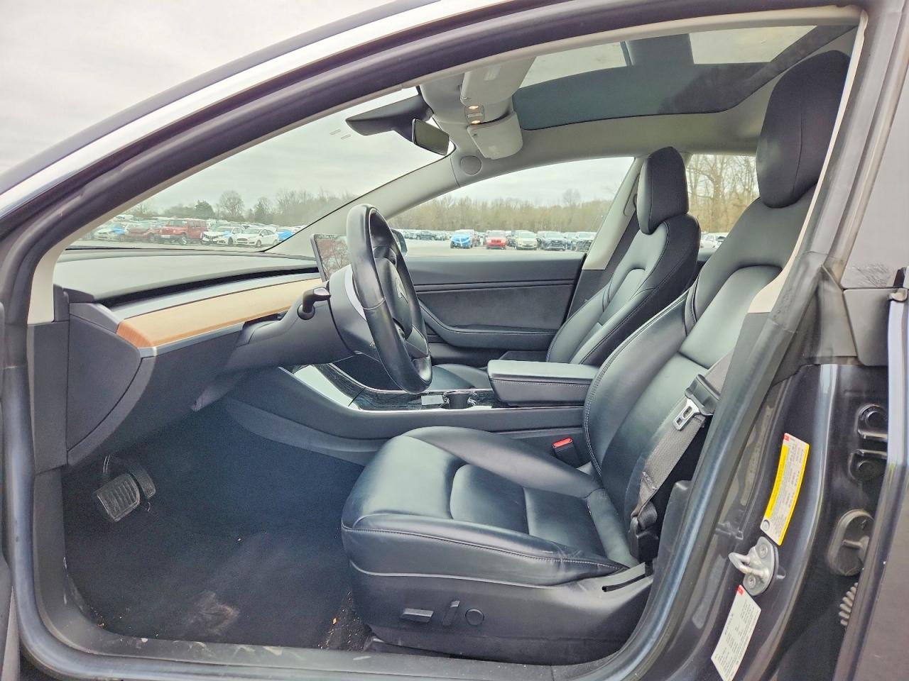2018 TESLA MODEL 3 photo 19
