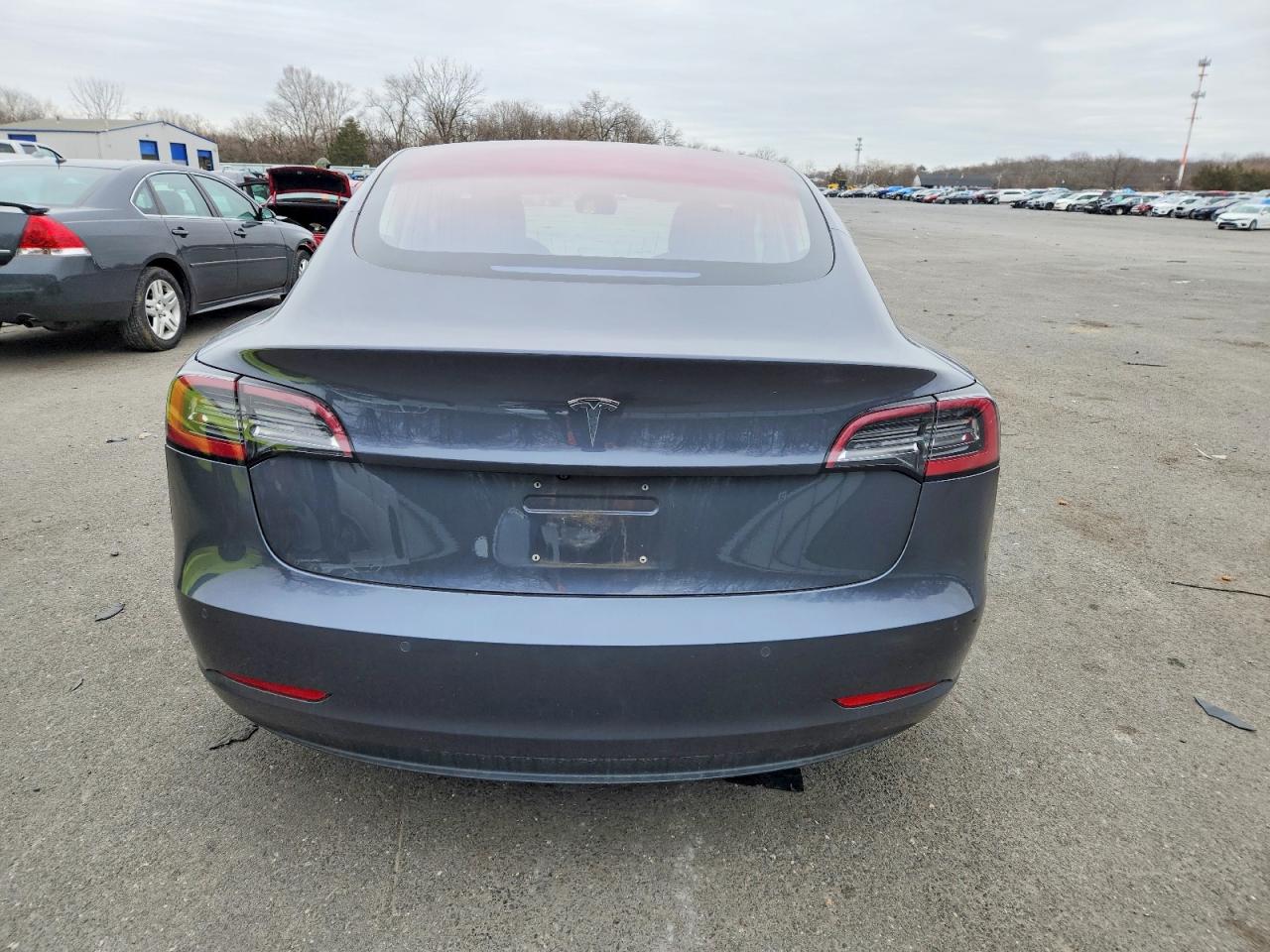 2018 TESLA MODEL 3 photo 16