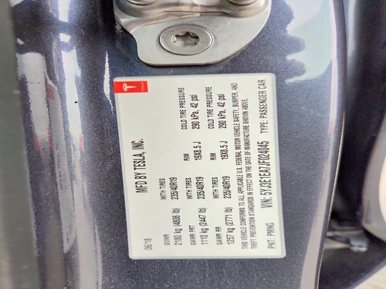 2018 TESLA MODEL 3 photo 34