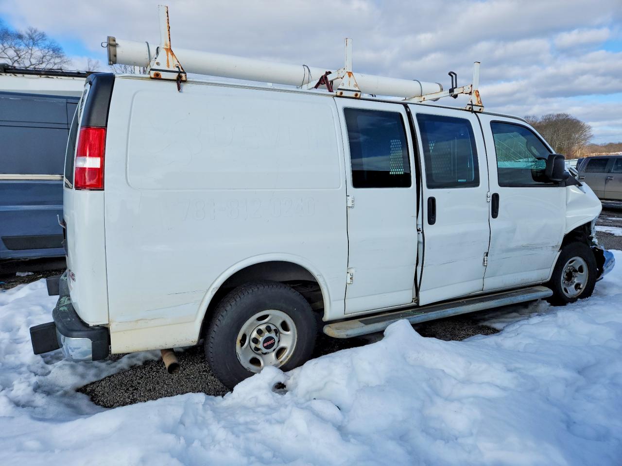 2018 GMC SAVANA G2500 UTILITY / SERVICE VAN photo 9