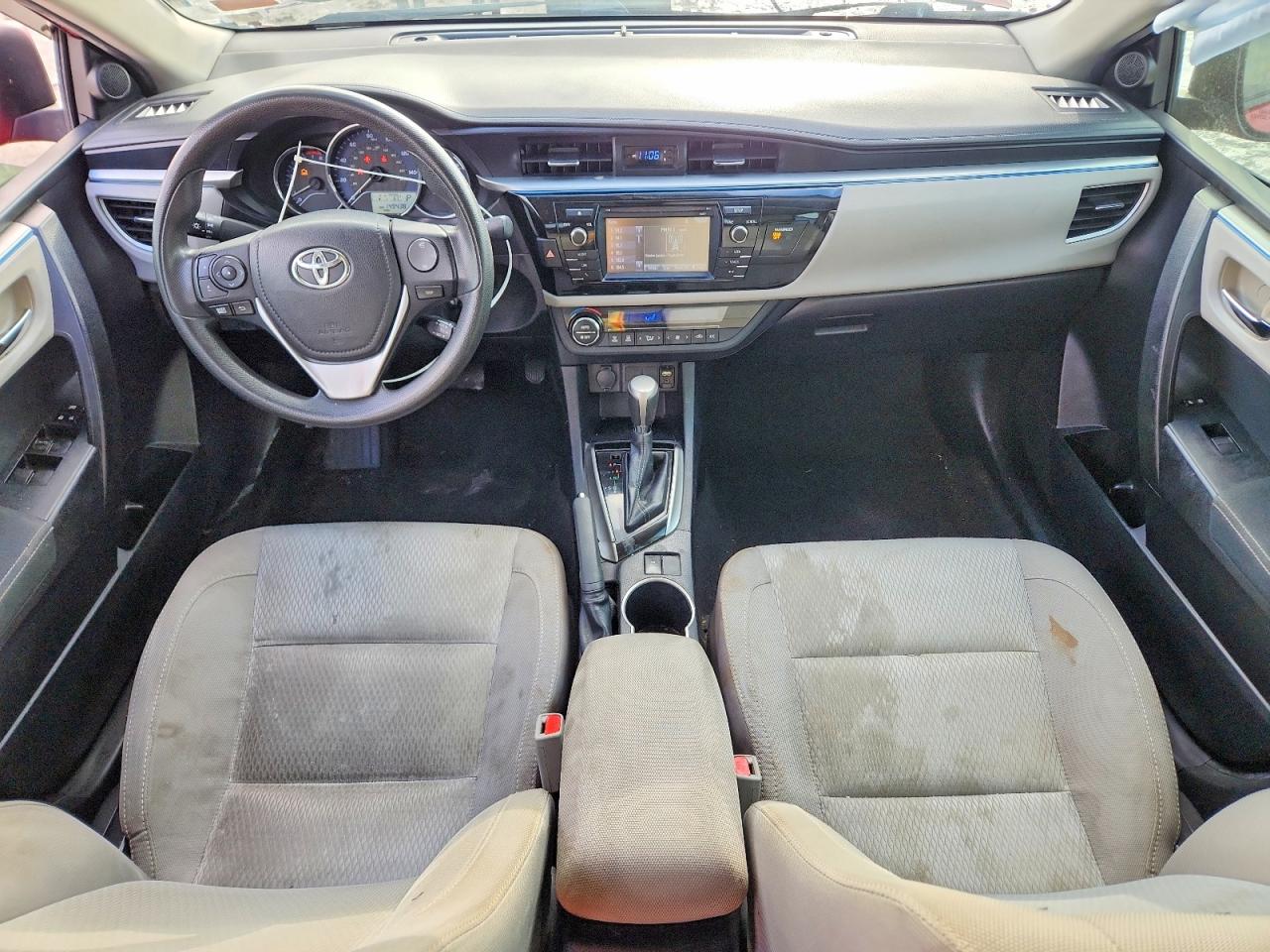 2016 TOYOTA COROLLA L photo 8
