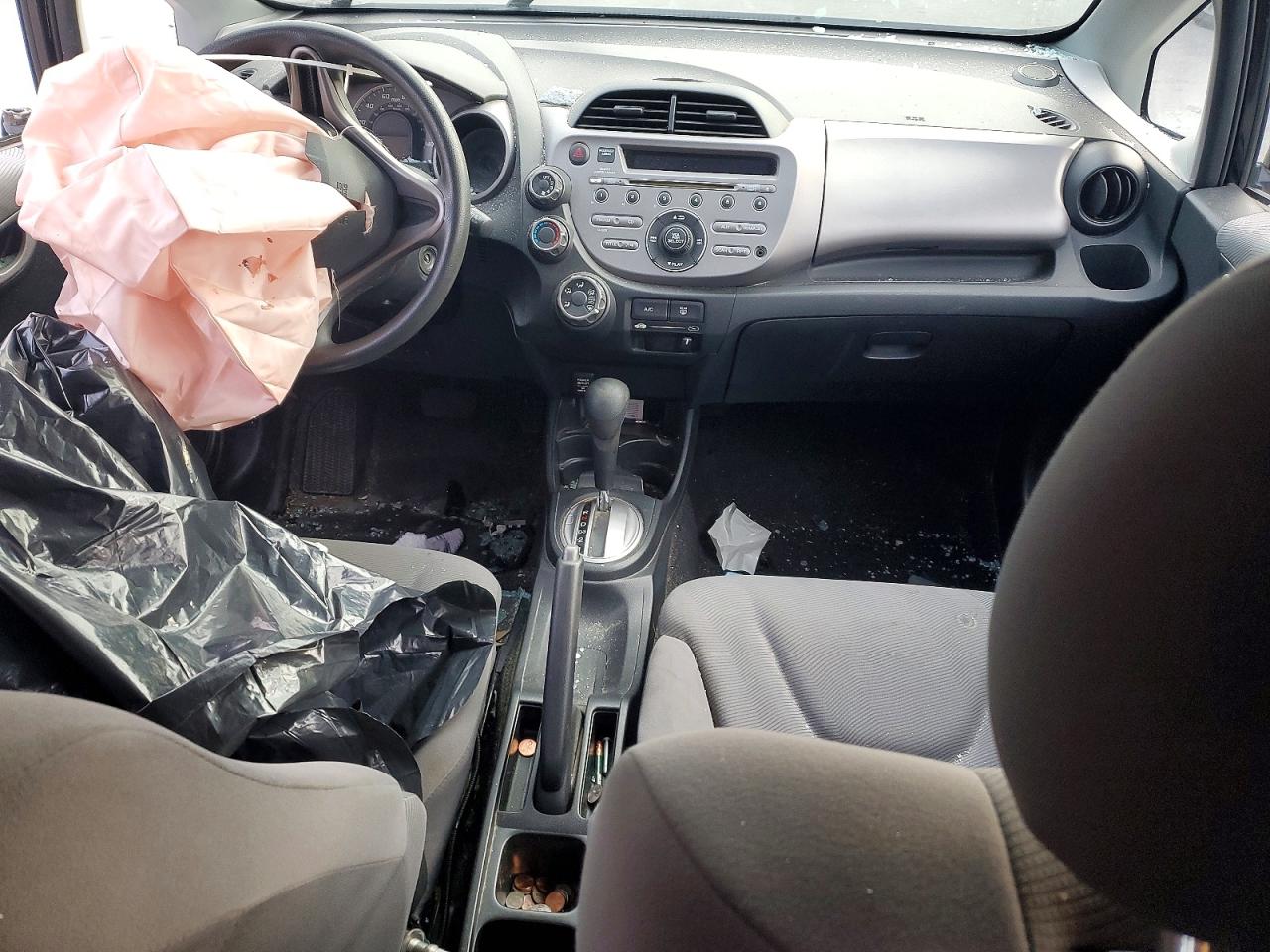 2009 HONDA FIT photo 8
