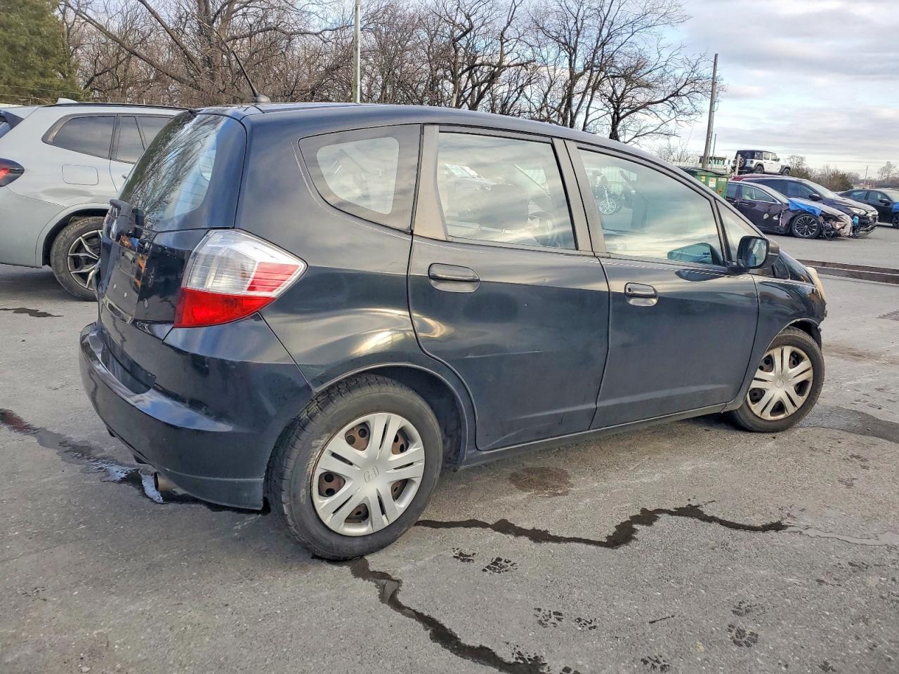 2009 HONDA FIT photo 3
