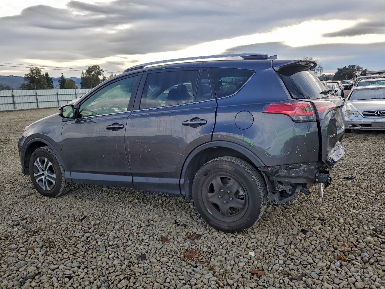2017 TOYOTA RAV4 LE photo 2