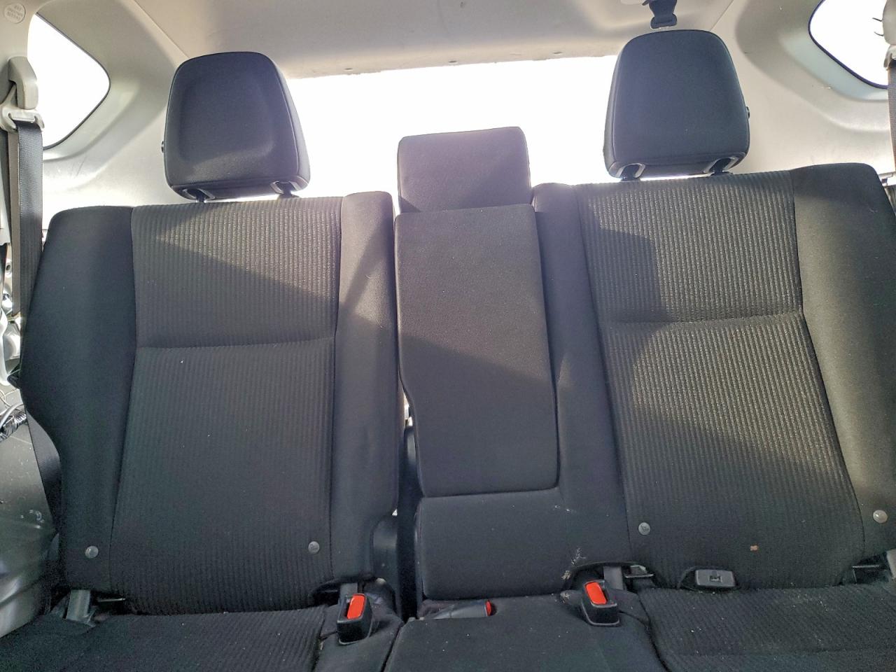 2017 TOYOTA RAV4 LE photo 10