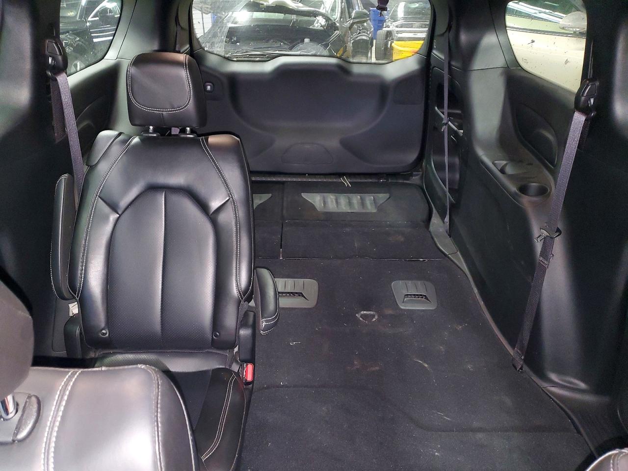 2023 CHRYSLER PACIFICA photo 28