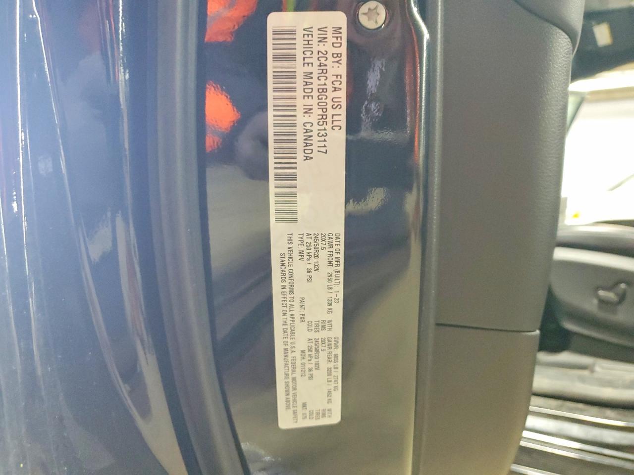 2023 CHRYSLER PACIFICA photo 40