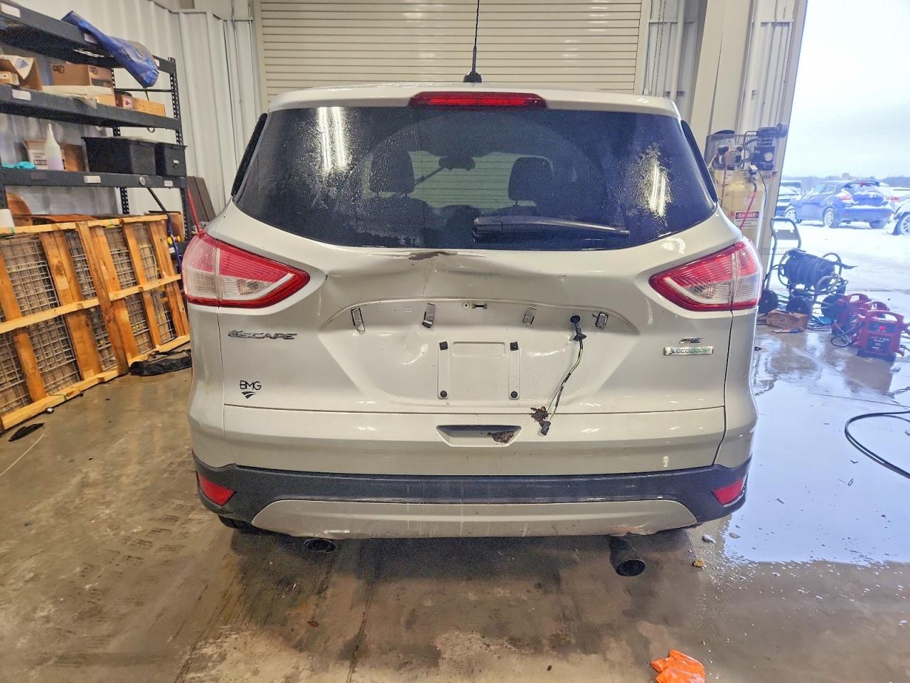 2015 FORD ESCAPE SE photo 6