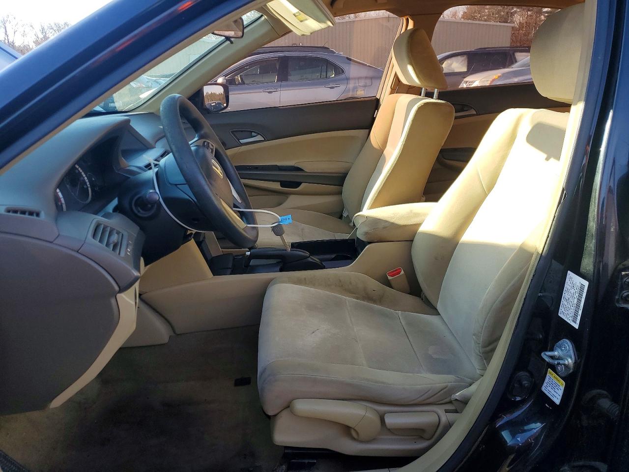 2009 HONDA ACCORD LX photo 7