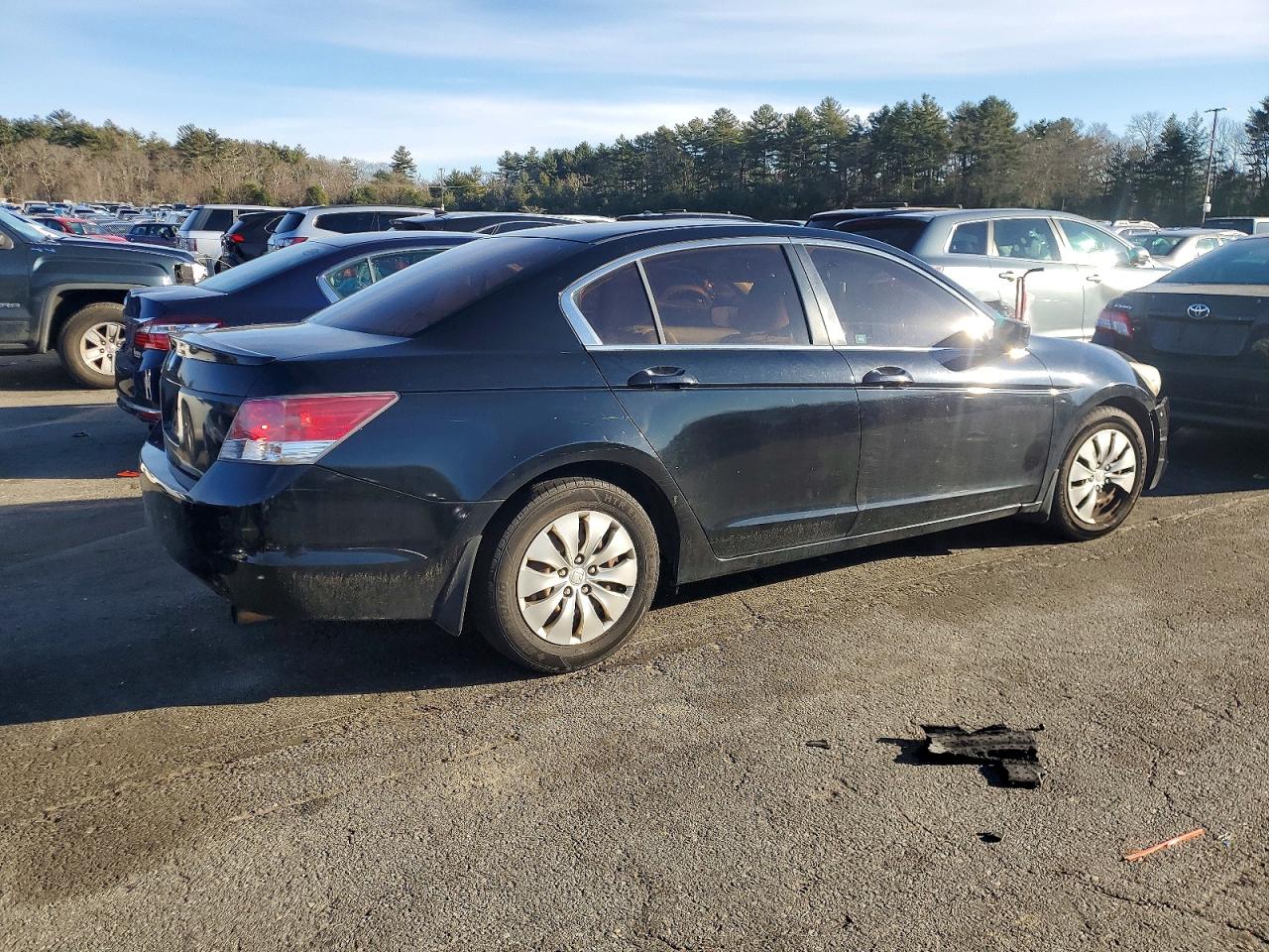 2009 HONDA ACCORD LX photo 3