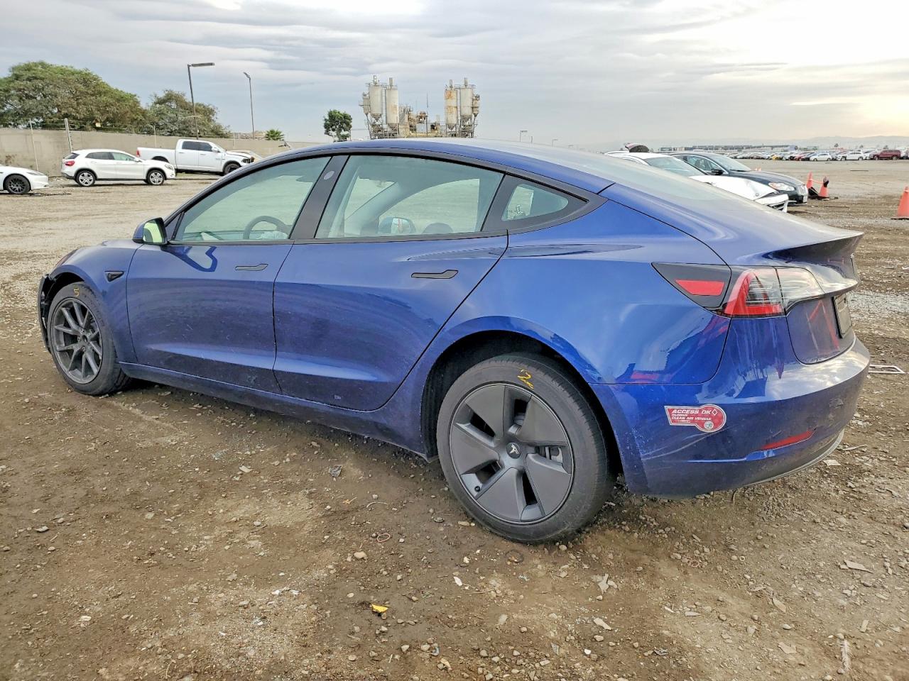 2023 TESLA MODEL 3 photo 2