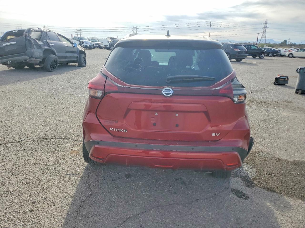 2021 NISSAN KICKS SV photo 6