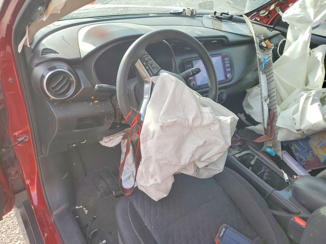 2021 NISSAN KICKS SV photo 8