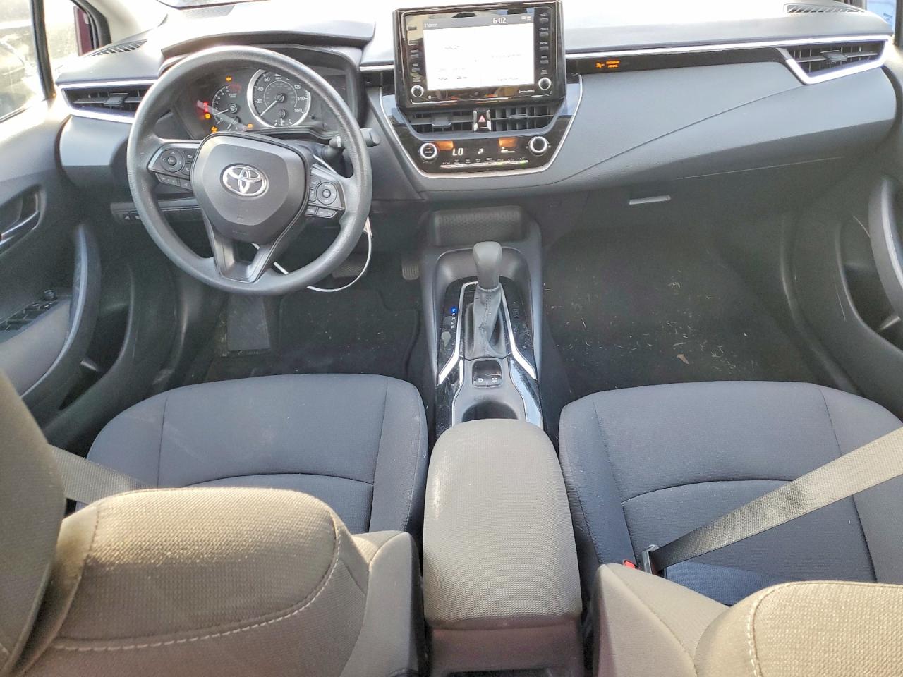 2022 TOYOTA COROLLA LE photo 8