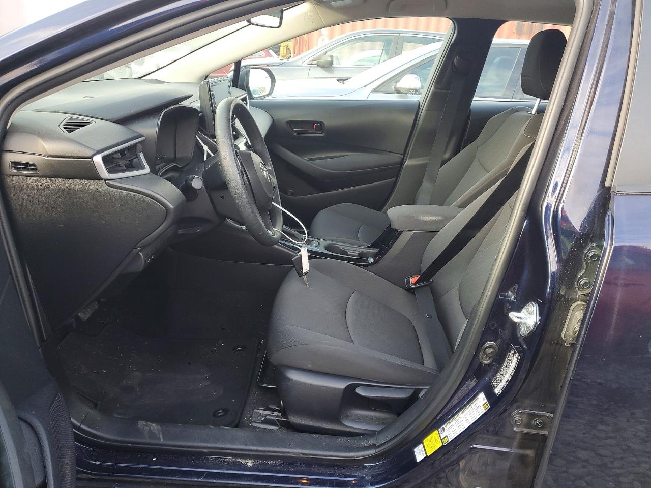 2022 TOYOTA COROLLA LE photo 7