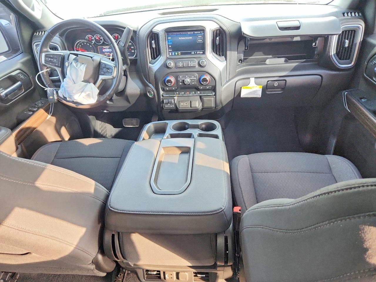 2021 CHEVROLET SILVERADO K1500 LT photo 8