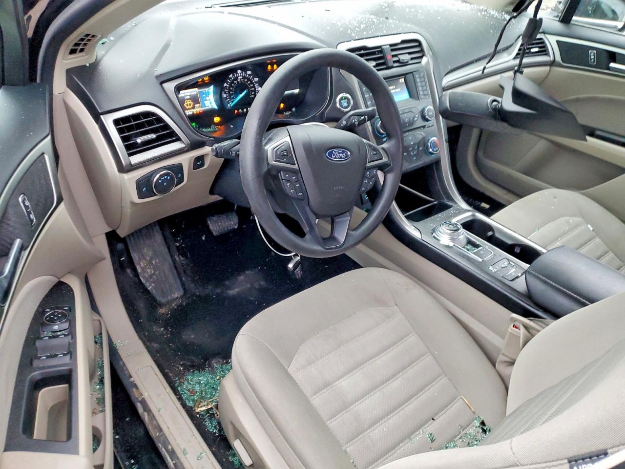 2018 FORD FUSION SE photo 8