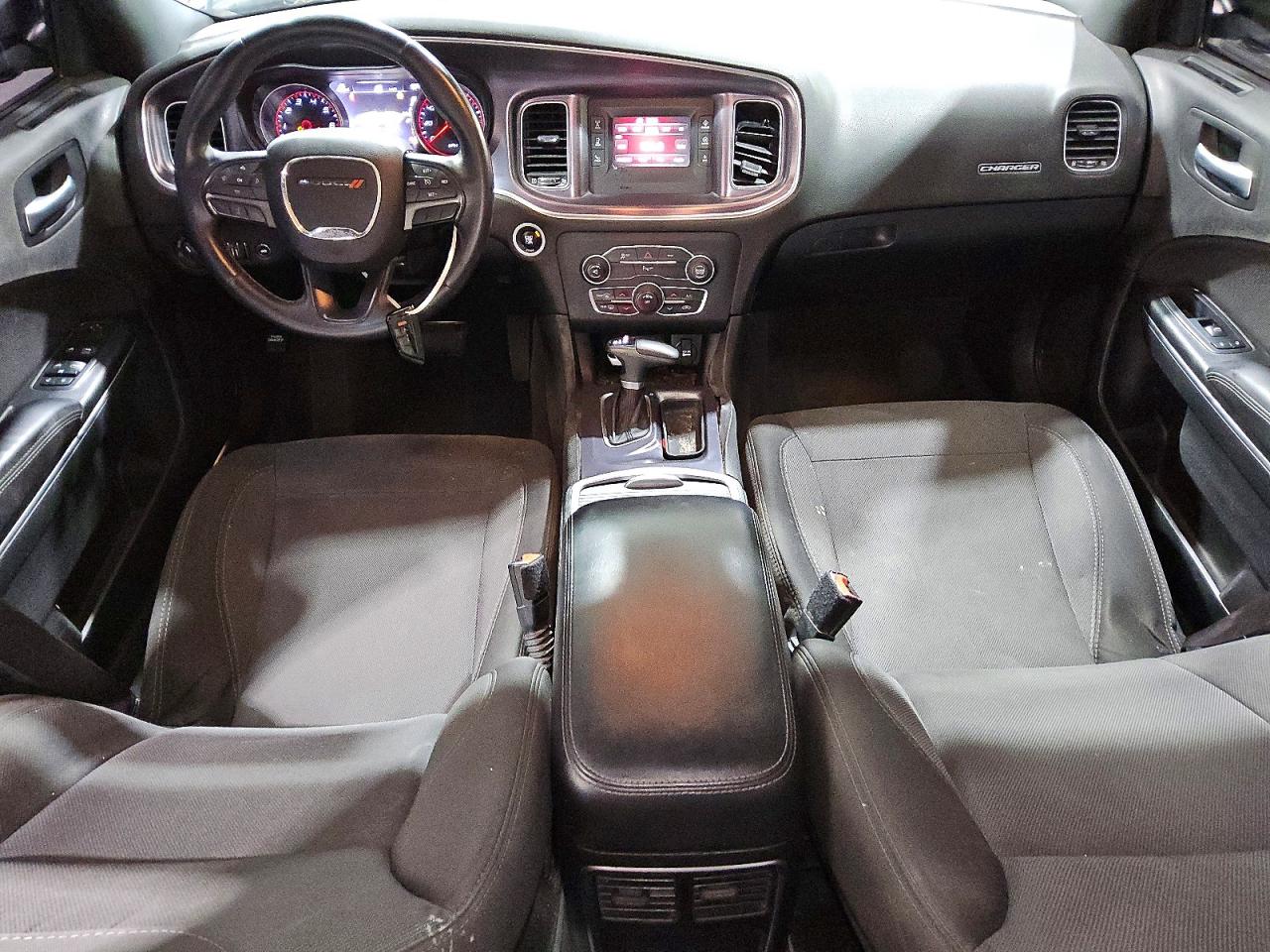 2015 DODGE CHARGER SE photo 8