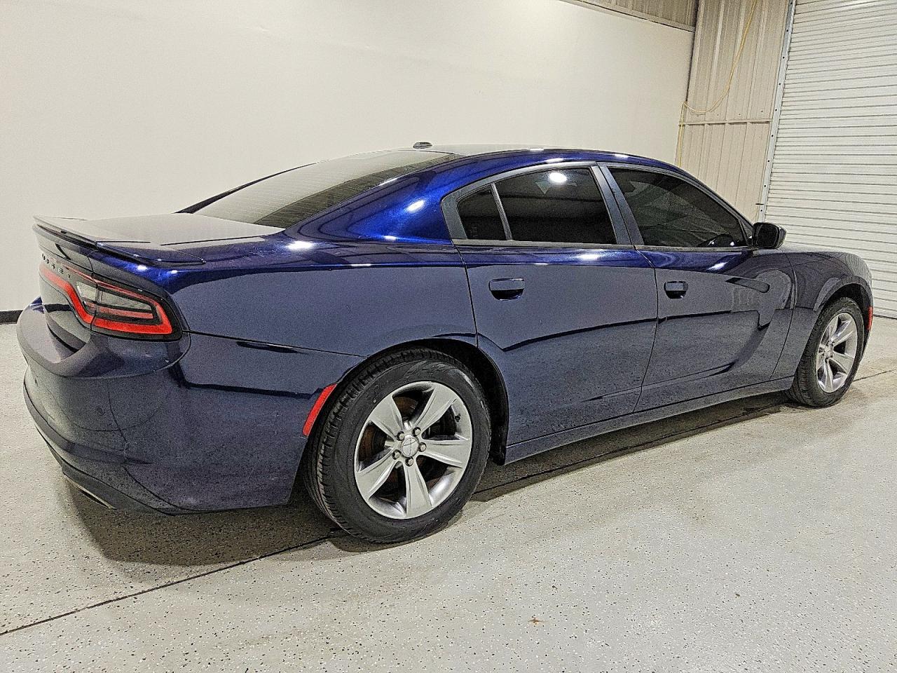 2015 DODGE CHARGER SE photo 3