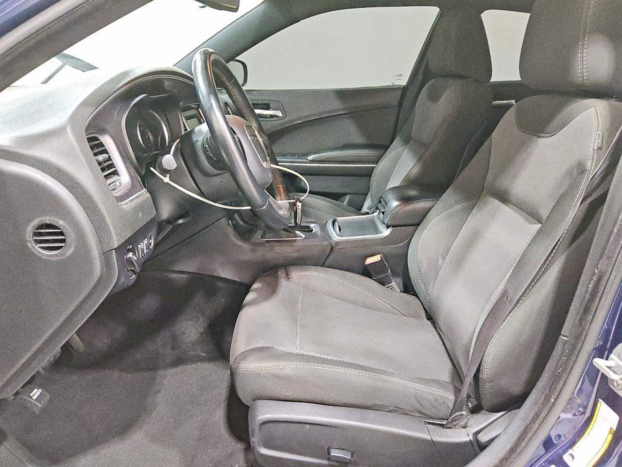 2015 DODGE CHARGER SE photo 7