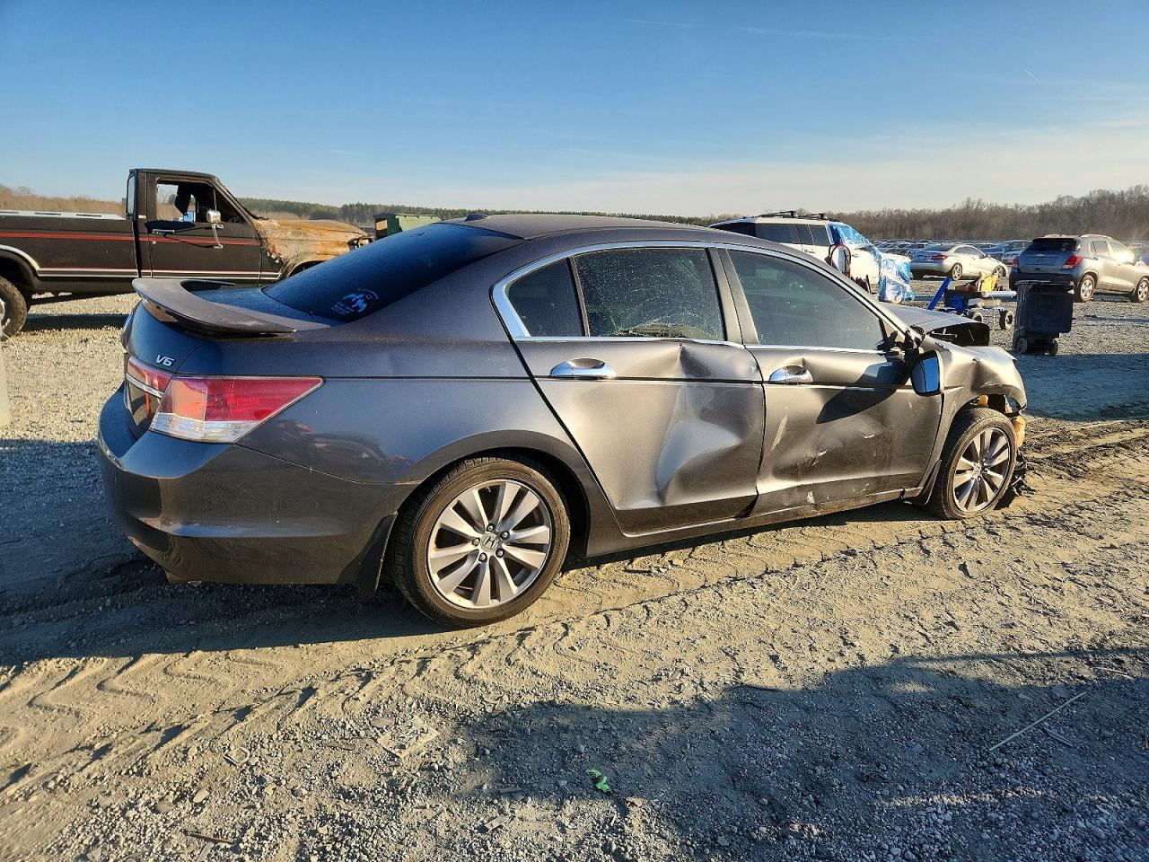 2011 HONDA ACCORD EXL photo 5