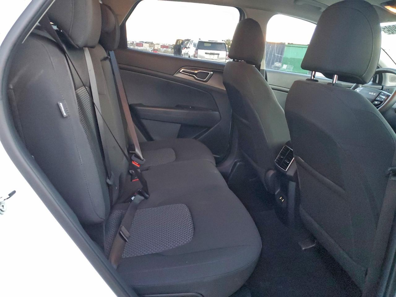 2026 KIA SPORTAGE LX photo 11