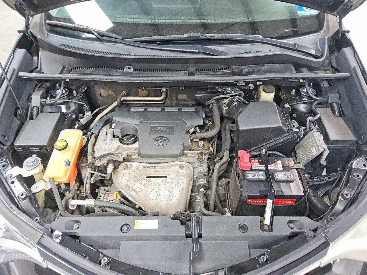 2016 TOYOTA RAV4 XLE photo 12