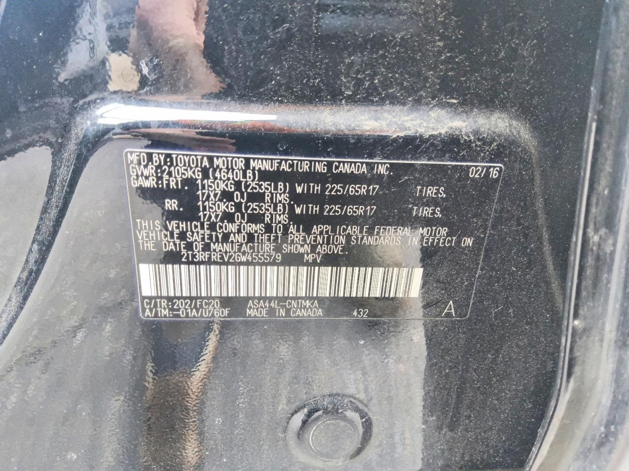2016 TOYOTA RAV4 XLE photo 13