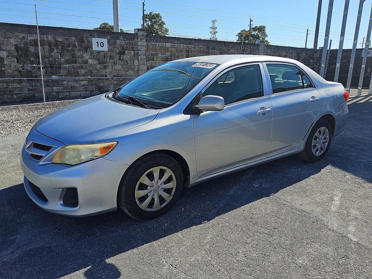 2013 TOYOTA COROLLA