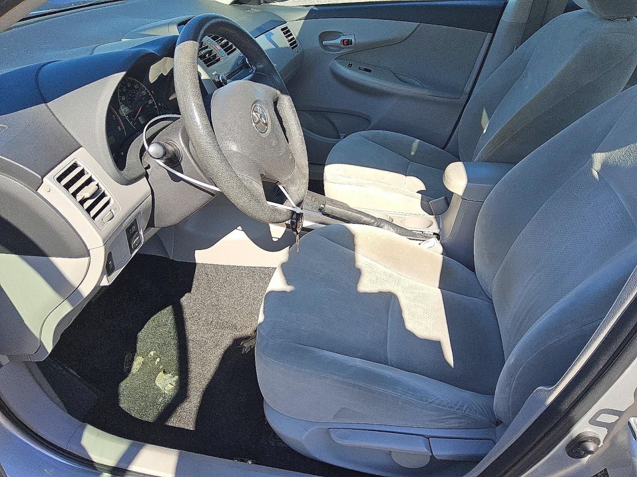 2013 TOYOTA COROLLA BASE photo 7