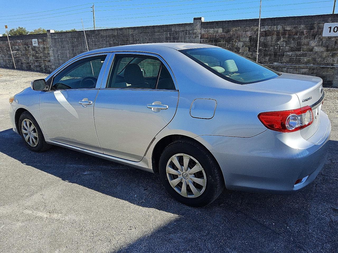 2013 TOYOTA COROLLA BASE photo 2