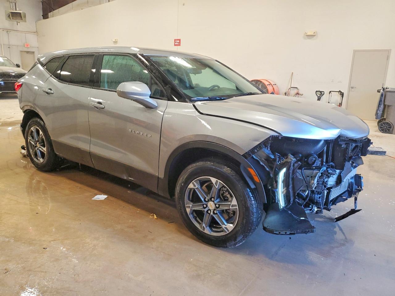 2025 CHEVROLET BLAZER 2LT photo 4