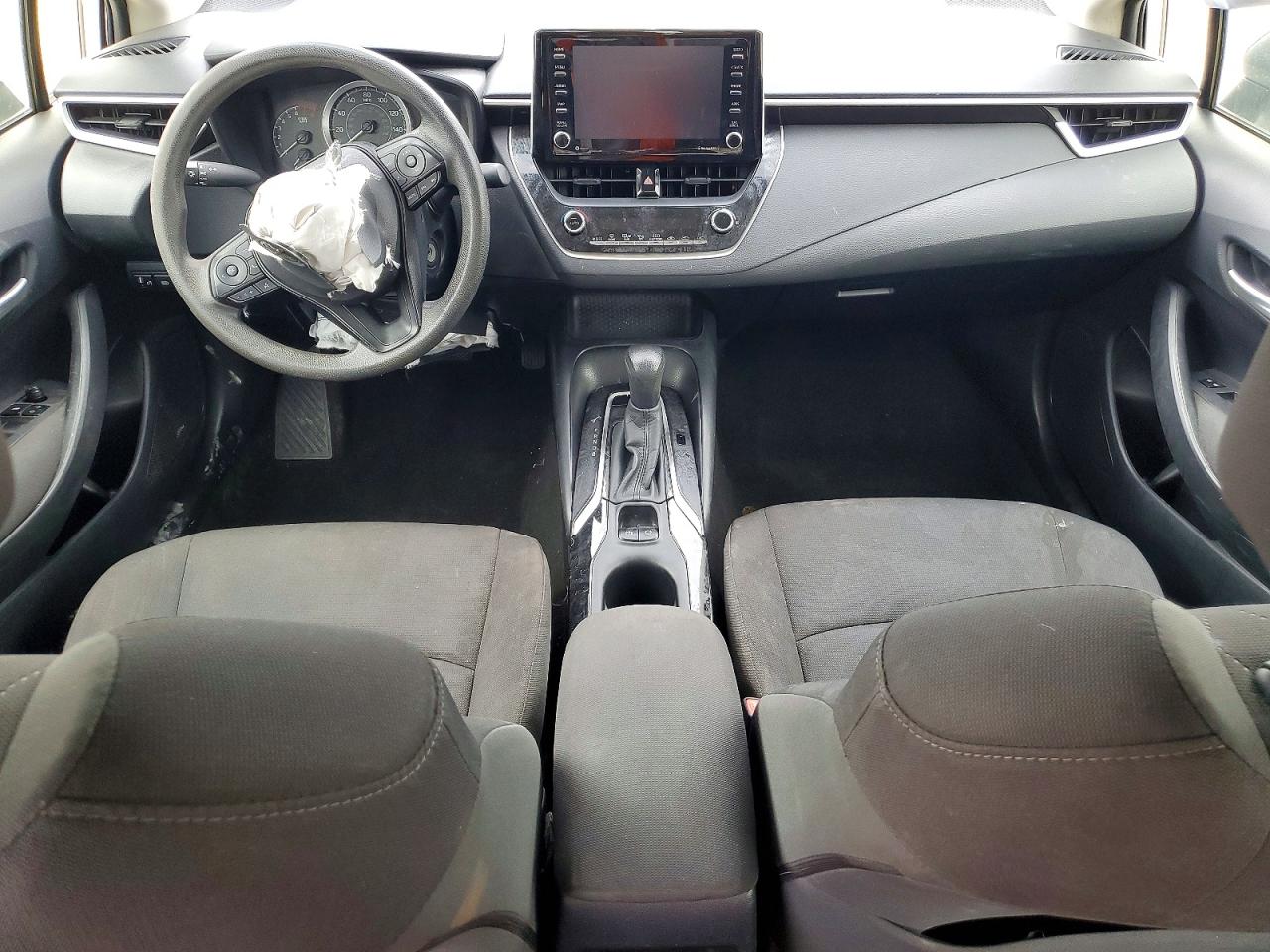 2021 TOYOTA COROLLA LE photo 22