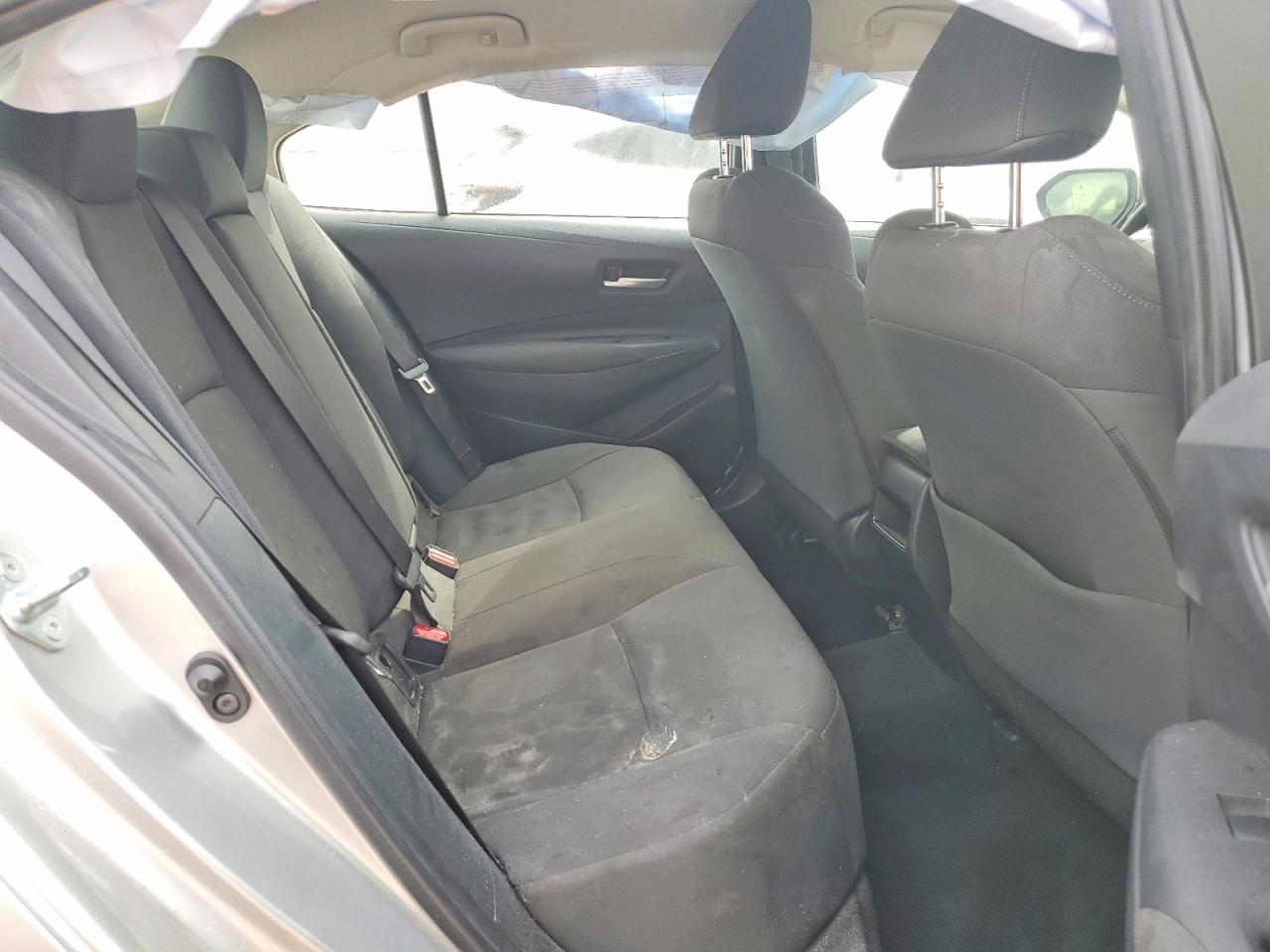 2021 TOYOTA COROLLA LE photo 28