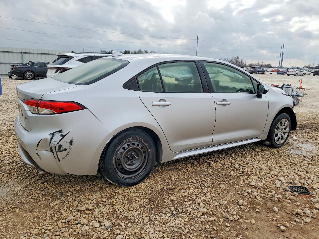 2021 TOYOTA COROLLA LE photo 7