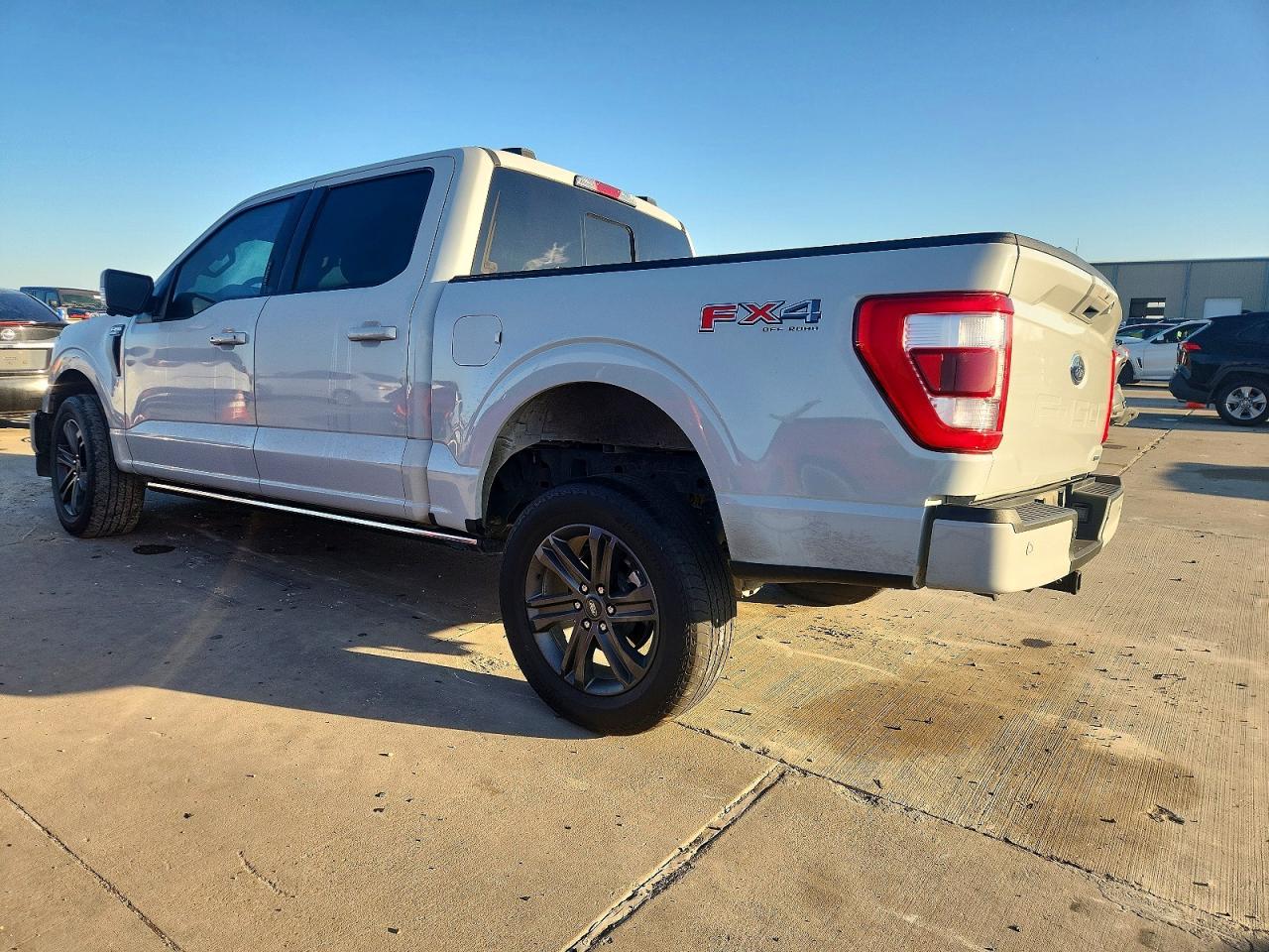 2023 FORD F150 SUPERCREW photo 2