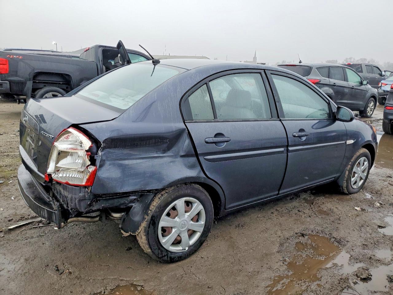 2007 HYUNDAI ACCENT photo 5