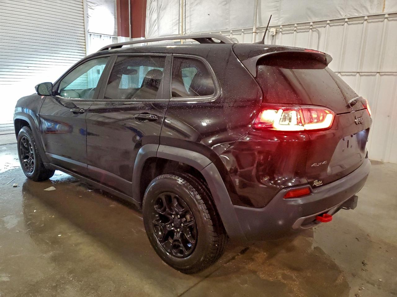 2019 JEEP CHEROKEE TRAILHAWK photo 2
