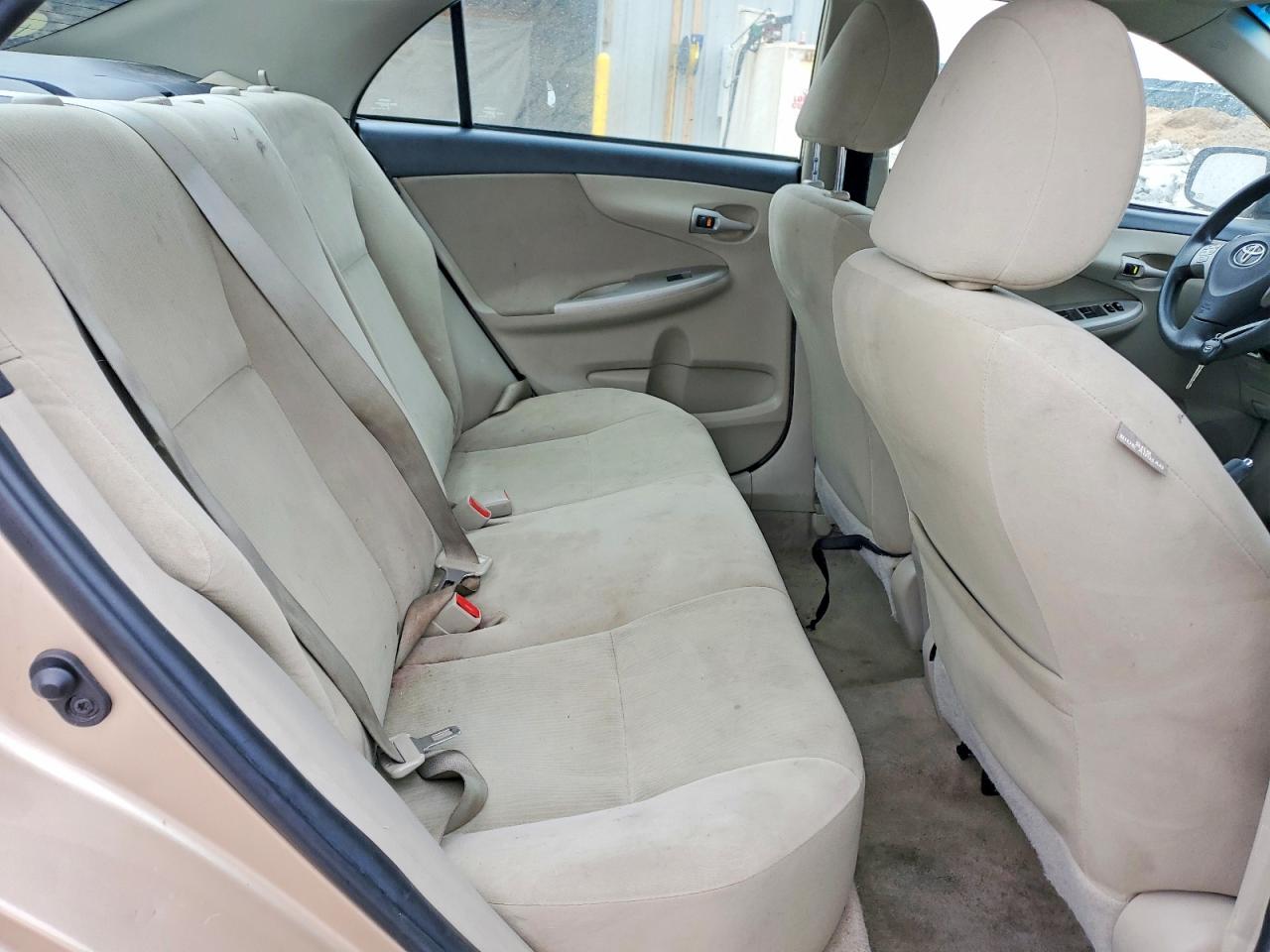 2012 TOYOTA COROLLA BASE photo 19