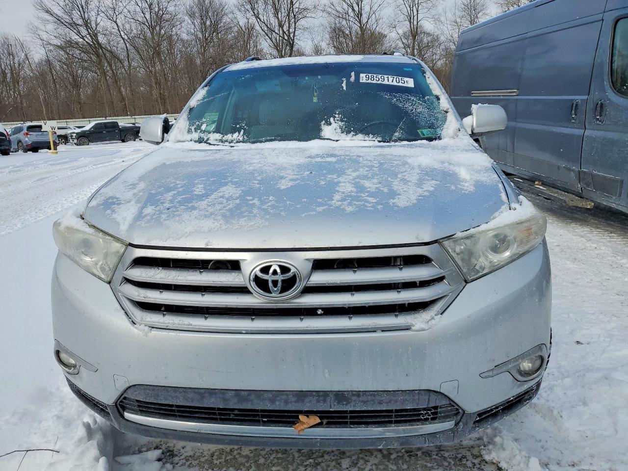 2012 TOYOTA HIGHLANDER BASE photo 5