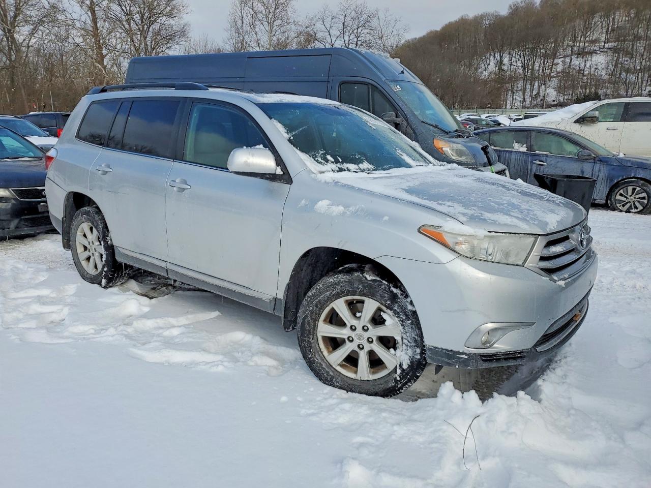 2012 TOYOTA HIGHLANDER BASE photo 4