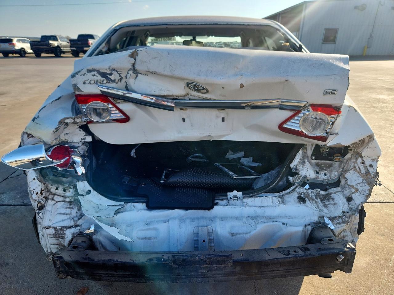 2011 TOYOTA COROLLA BASE photo 6