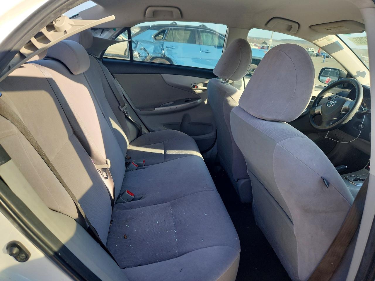 2011 TOYOTA COROLLA BASE photo 10