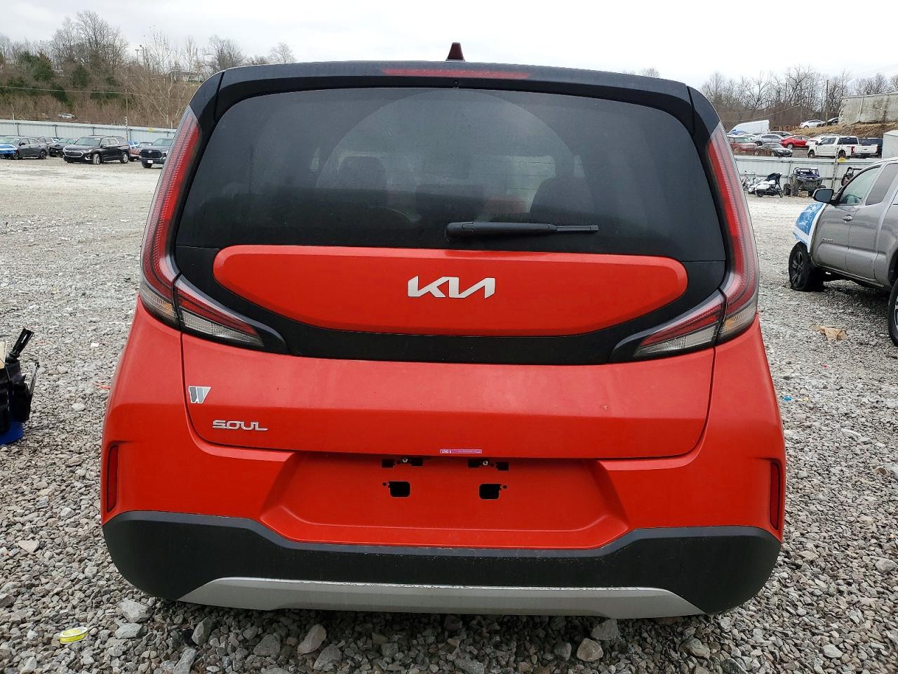2025 KIA SOUL LX photo 6