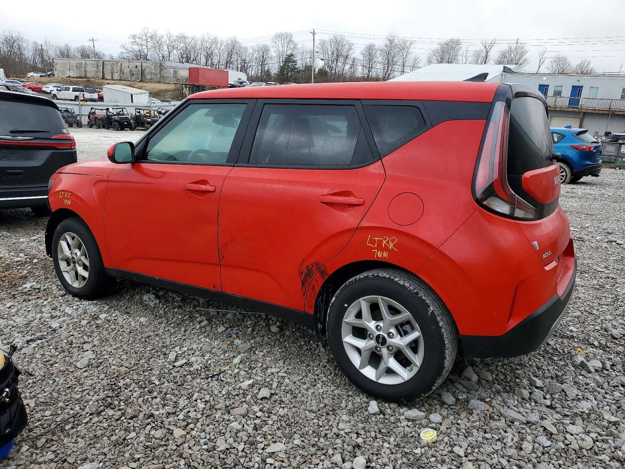 2025 KIA SOUL LX photo 2