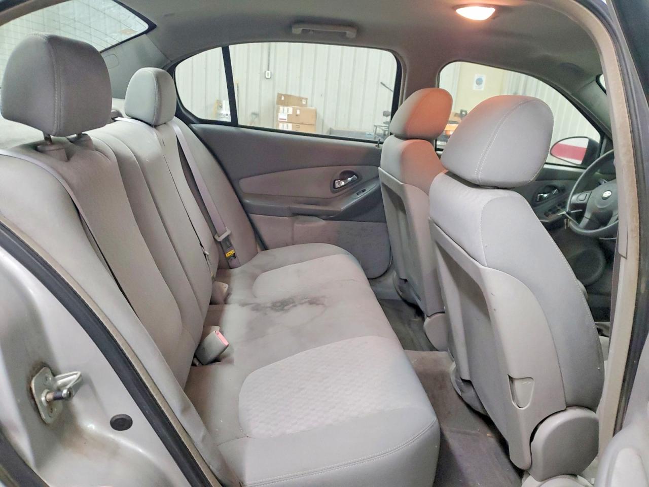 2004 CHEVROLET MALIBU photo 10