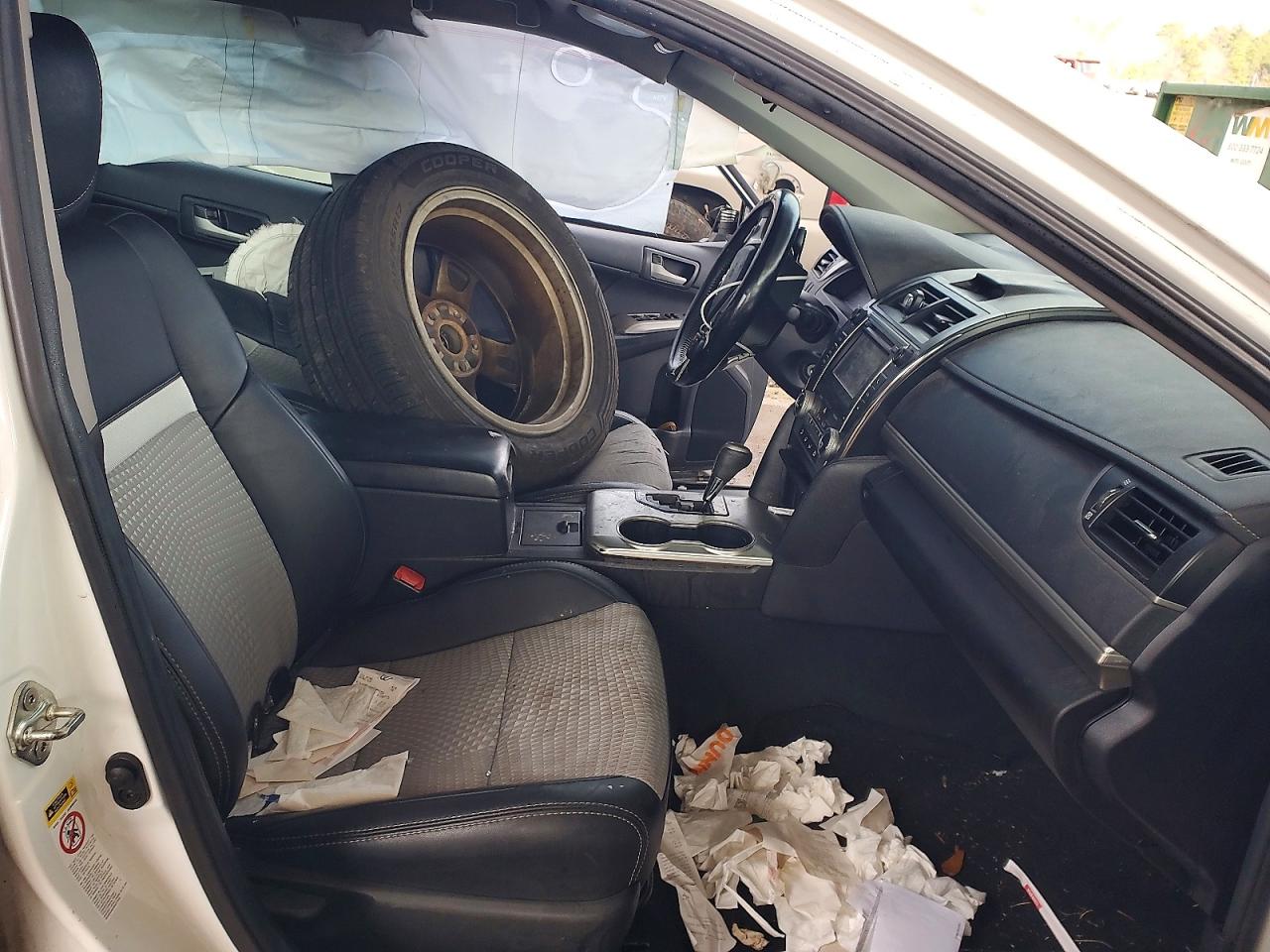 2013 TOYOTA CAMRY L photo 7