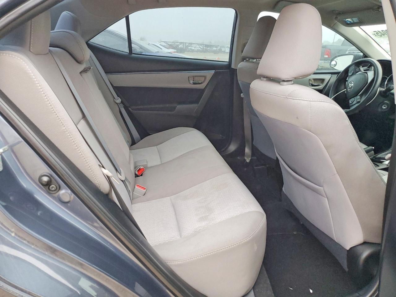 2016 TOYOTA COROLLA L photo 10